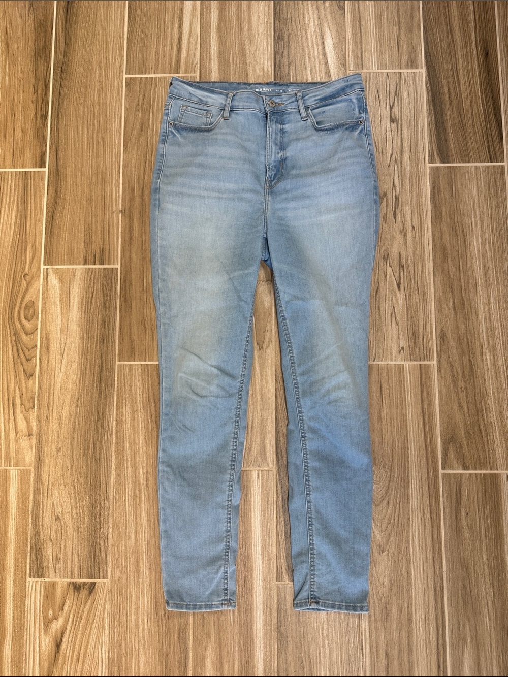 Old Navy Light Blue Skinny Jeans